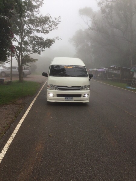MelodyVanThailand.com รถตู้ให้เช่าพร้อมคนขับ (8)